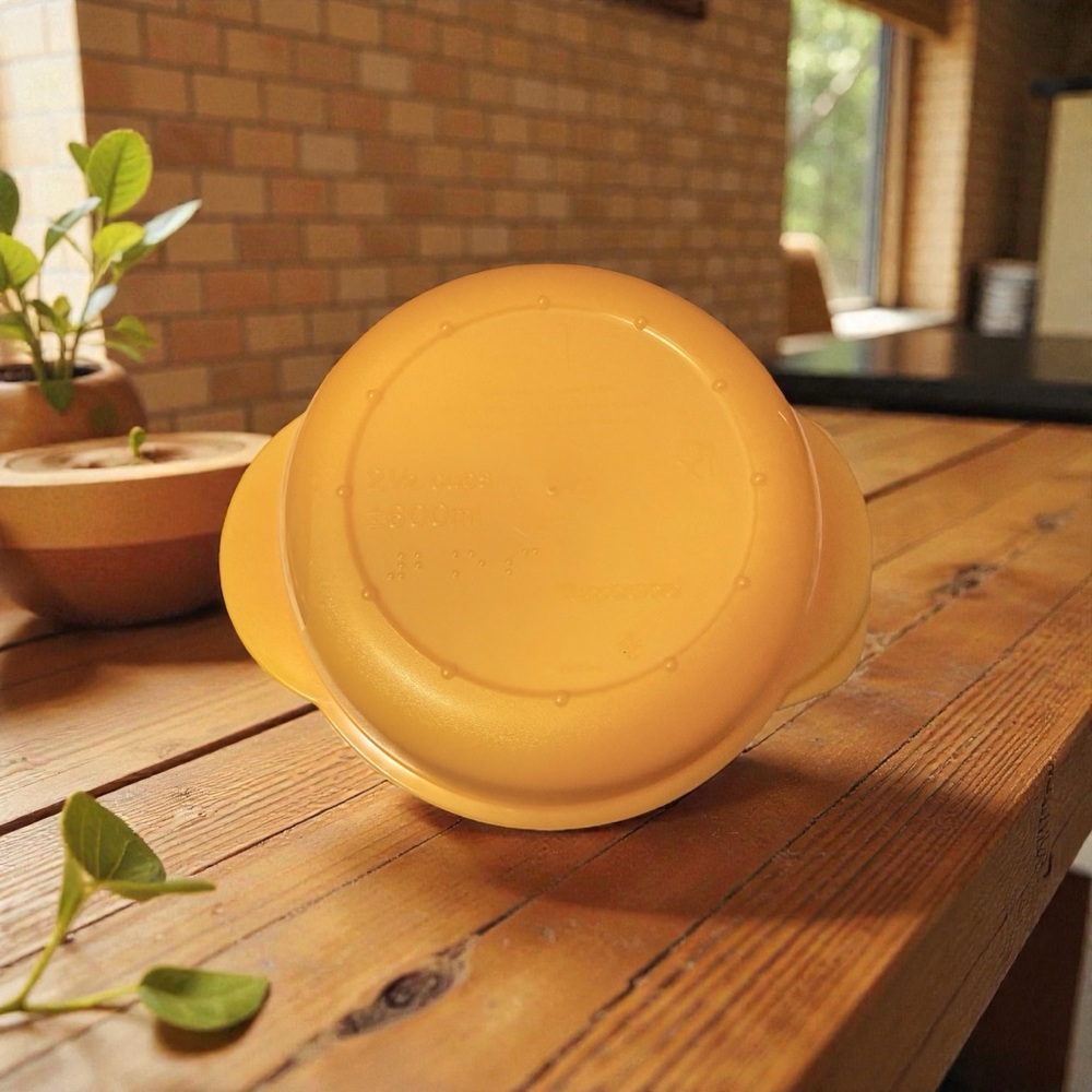 New-Tupperware CrystalWave Plus Food Storage Container - Picture 2 of 4